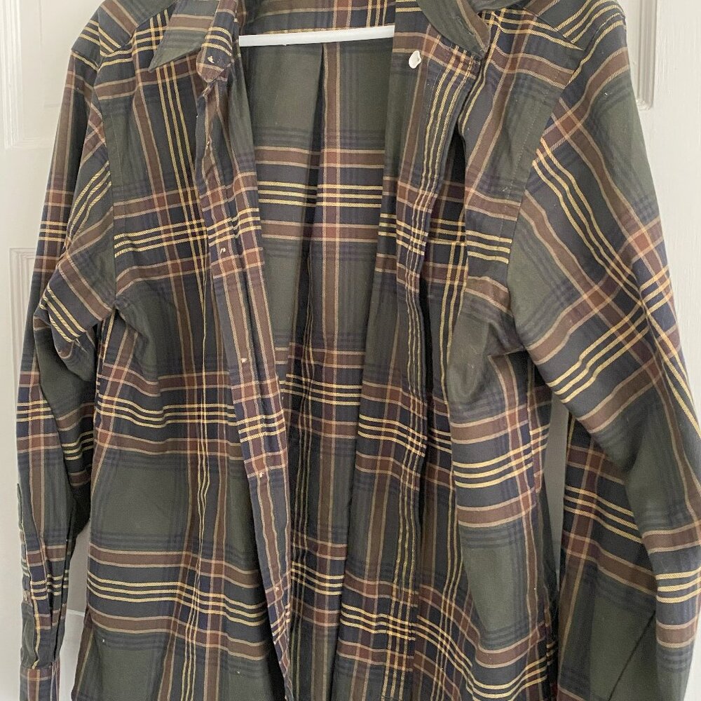 St. John's Bay button-down shirt for men - Large